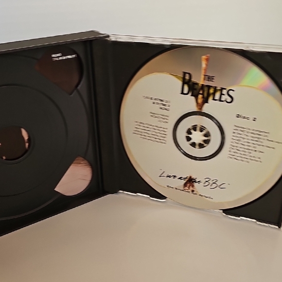 The Beatles 'Live at the BBC' CD - Picture 5 of 6